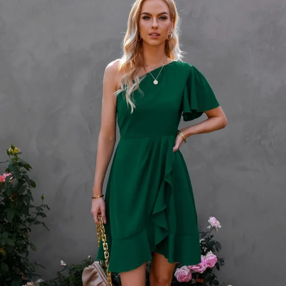 green emerald velvet dress Strapless Long A-Line Prom Dress with Ruffles Emerald / 4